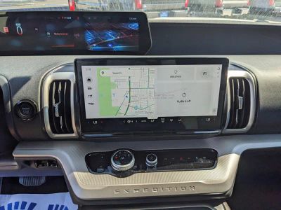 2025 Ford Expedition Max — photo 21 view