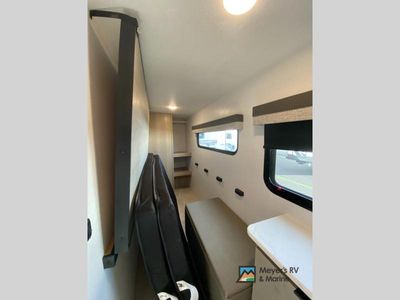 2026 Dutchmen RV Kodiak - Photo 16