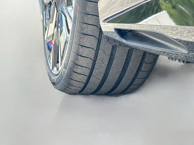 2027 BMW 5 Series — photo 42 view