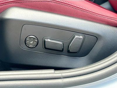 2027 BMW 5 Series — photo 24 view