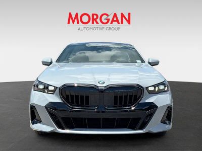 2027 BMW 5 Series — photo 8 view