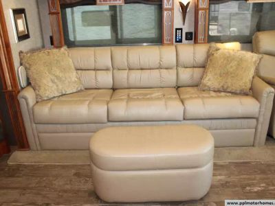 2017 Tiffin 40AP — photo 49 view