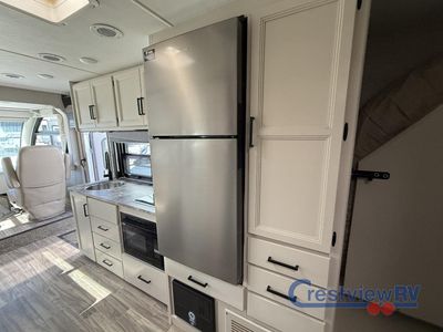 2023 Thor Motor Coach Axis - Photo 11