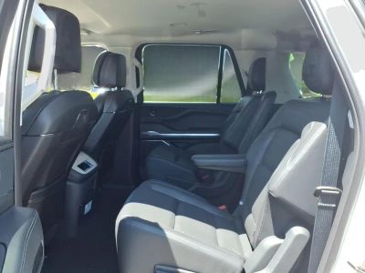 2026 Lincoln Navigator L — detail view