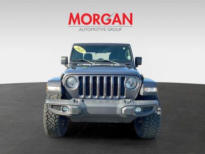 2021 Jeep Gladiator — side profile view