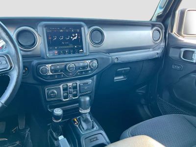 2021 Jeep Gladiator — photo 23 view