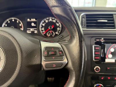 2013 Volkswagen Jetta — photo 25 view