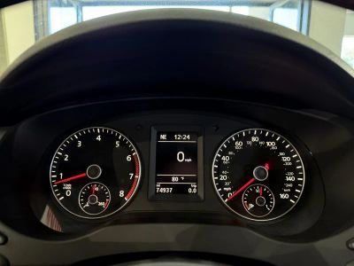 2013 Volkswagen Jetta — photo 14 view