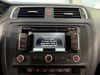 2013 Volkswagen Jetta — photo 18 view