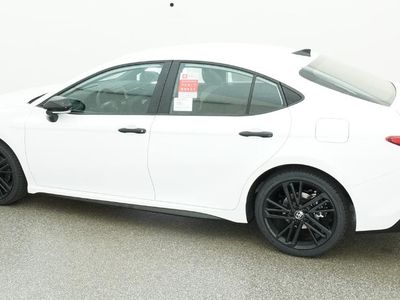 2026 Toyota Camry - Photo 22