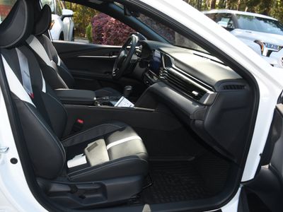 2026 Toyota Camry - Photo 12