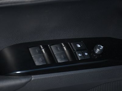 2026 Toyota Camry - Photo 7
