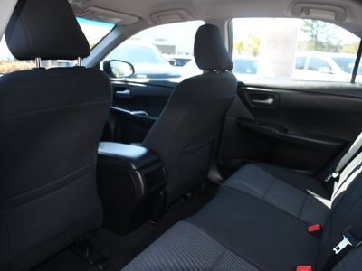 2016 Toyota Camry - Photo 14