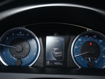 2016 Toyota Camry - Photo 13