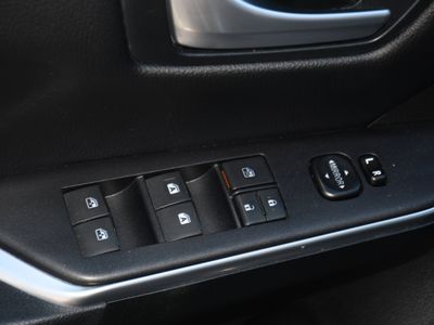 2016 Toyota Camry - Photo 10
