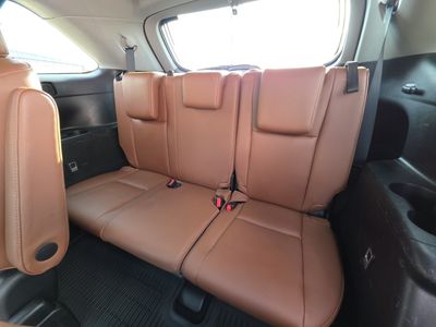 2019 Toyota Highlander — detail view