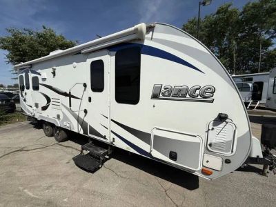 2020 Lance LANCE 2375 — front three-quarter view