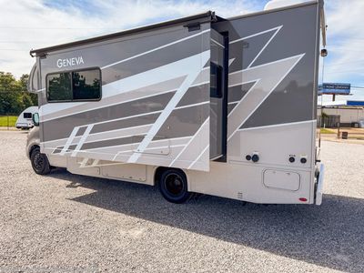 2026 Thor Motor Coach Geneva - Photo 2