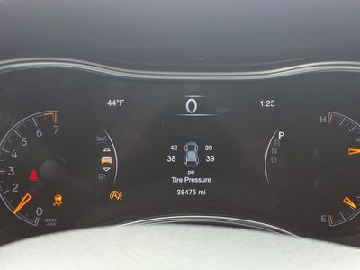 2020 Jeep Grand Cherokee - Photo 11