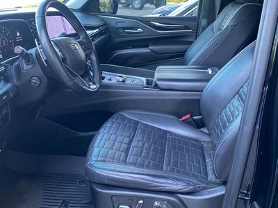 2023 Cadillac Escalade ESV - Photo 4