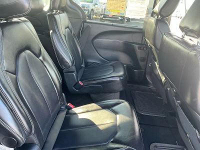 2025 Chrysler Pacifica - Photo 19