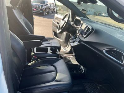 2025 Chrysler Pacifica - Photo 20