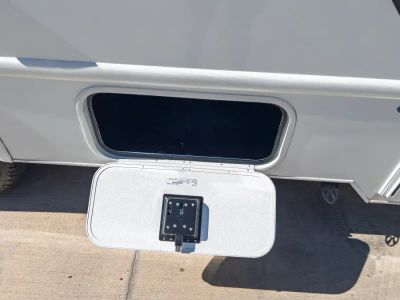2027 Thor Motor Coach CHATEAU — photo 19 view