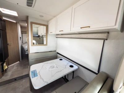 2027 Thor Motor Coach CHATEAU — photo 7 view