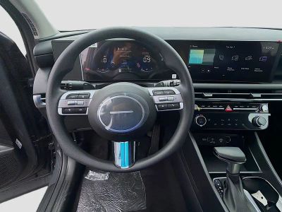 2026 Hyundai TUCSON — photo 8 view