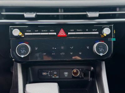 2026 Hyundai TUCSON — photo 12 view