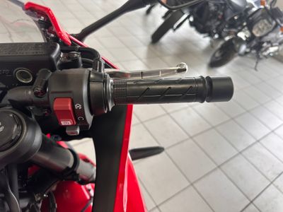 2024 Honda CBR650R ABS - Photo 7