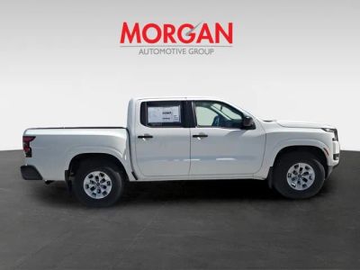 2026 Nissan Frontier — photo 9 view