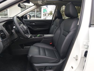 2025 Nissan Rogue - Photo 20