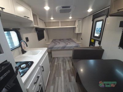 2026 Jayco Jay Flight SLX - Photo 13