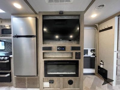 2021 Forest River RV Salem Hemisphere Hyper-Lyte - Photo 16