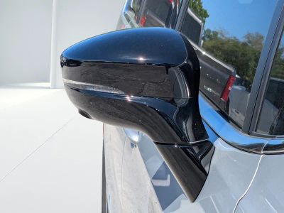 2026 Chrysler Pacifica — photo 11 view