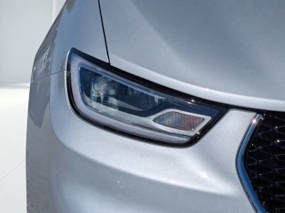 2026 Chrysler Pacifica — photo 9 view