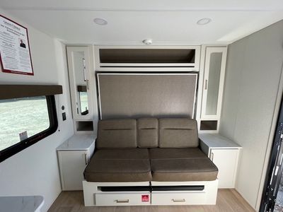 2026 Grand Design Transcend One - Photo 11