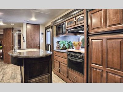 2017 Coachmen RV Freedom Express Liberty Edition - Photo 10