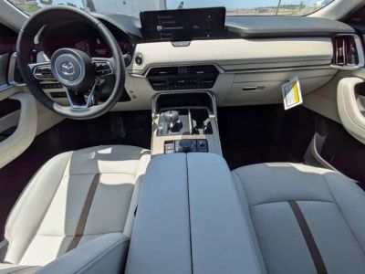 2026 Mazda CX-90 — photo 8 view