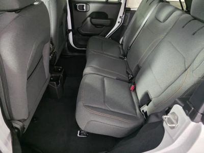 2026 Jeep Wrangler — photo 13 view