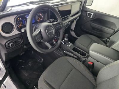 2026 Jeep Wrangler — photo 10 view