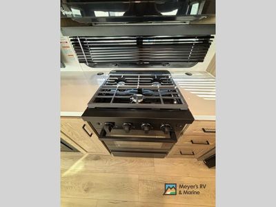 2026 Forest River RV Rockwood Signature - Photo 19