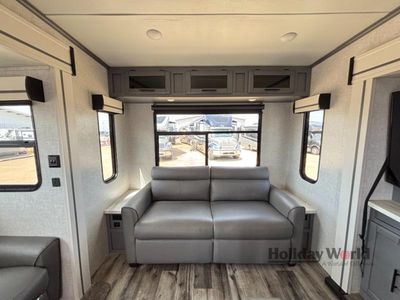2023 CrossRoads Volante - Photo 9
