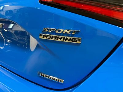 2026 Honda Civic Hatchback Hybrid - Photo 10