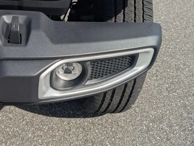 2025 Jeep Wrangler — photo 11 view