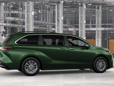 2026 Toyota Sienna — photo 11 view