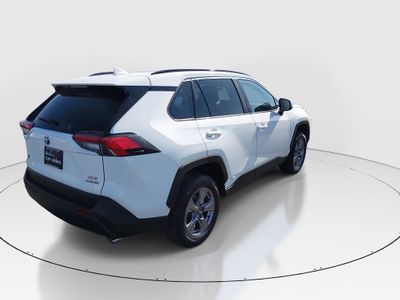 2024 Toyota RAV4 - Photo 7
