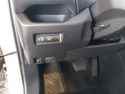 2024 Toyota RAV4 - Photo 13