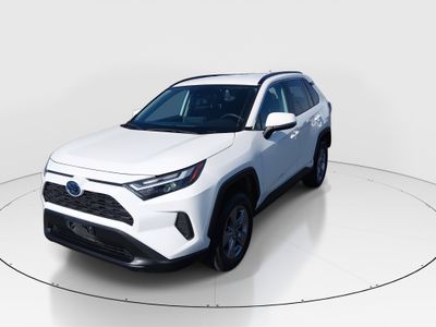 2024 Toyota RAV4 - Photo 3